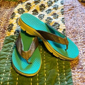Women’s Skechers Flip Flops